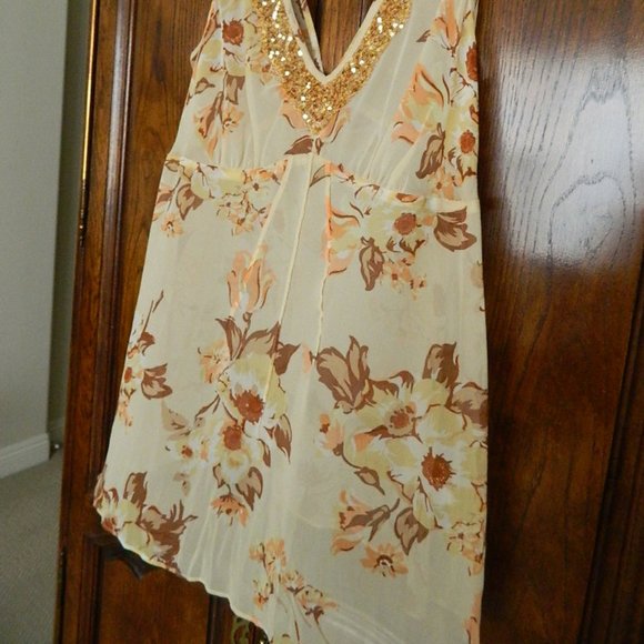 Banana Republic Sheer Silk Sequined Detail Top, 10 - Picture 6 of 9